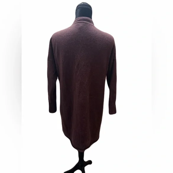 Garnet Hill Enid Patch-Pocket Cardigan 100% cashmere maroon color size M - Picture 6 of 9